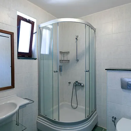 Vino Oda ve Kahvaltı Mesudiye (Datca)