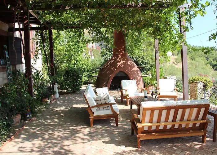 Vino Bed & Breakfast